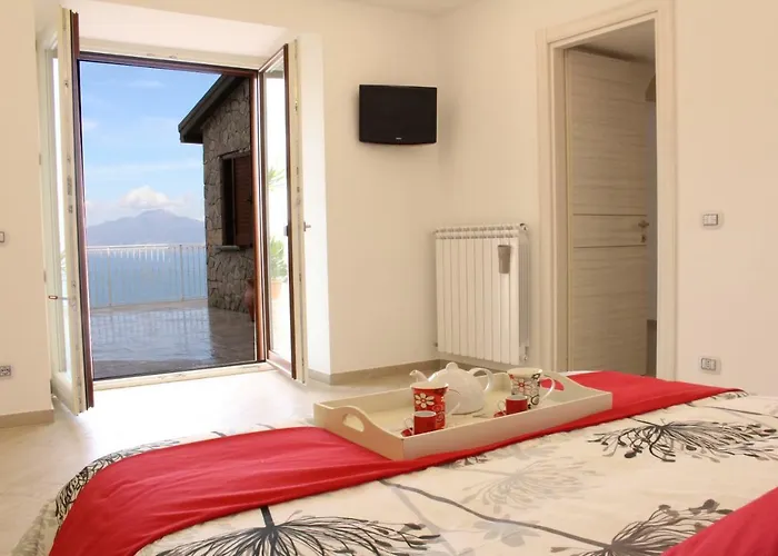 Nyaraló Mirasorrento *